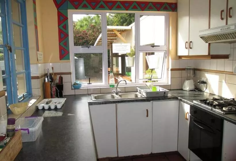 Retkeilymaja Hermanus Backpackers & Budget Accommodation