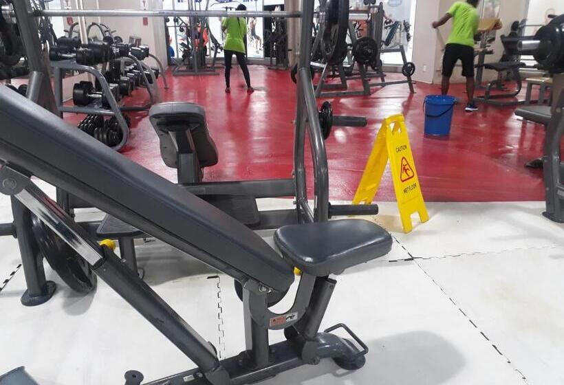 הוסטל Seaboard Hotel & Holiday Apartments