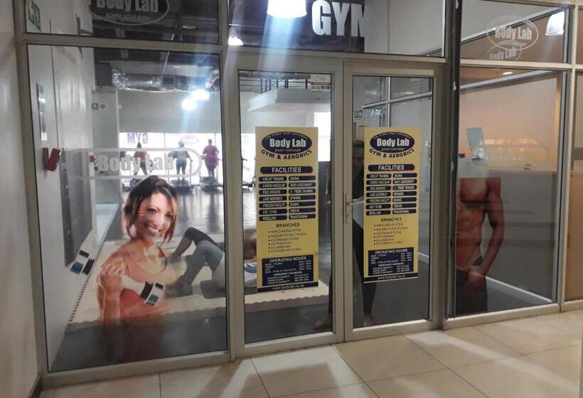 הוסטל Seaboard Hotel & Holiday Apartments