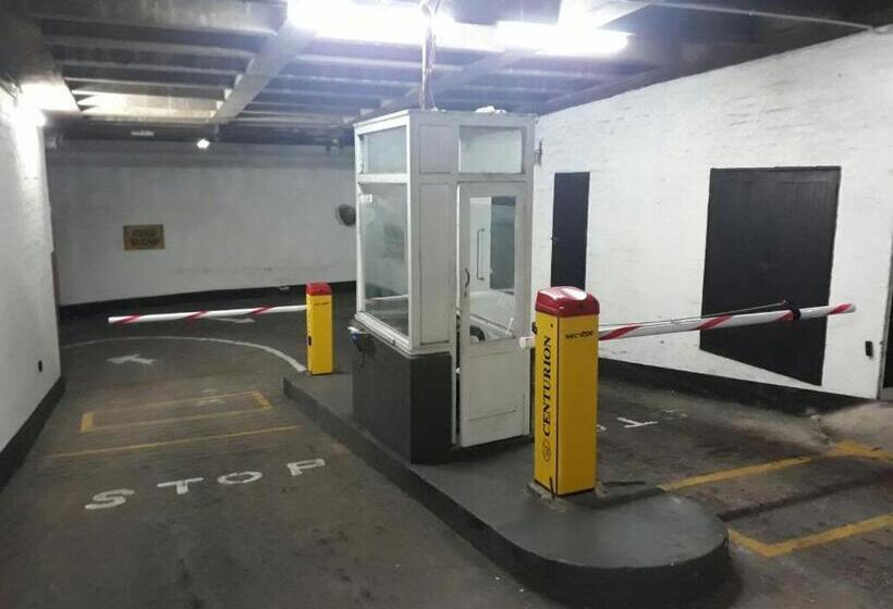 הוסטל Seaboard Hotel & Holiday Apartments