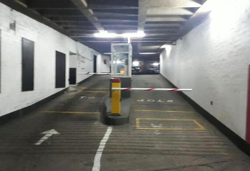 הוסטל Seaboard Hotel & Holiday Apartments