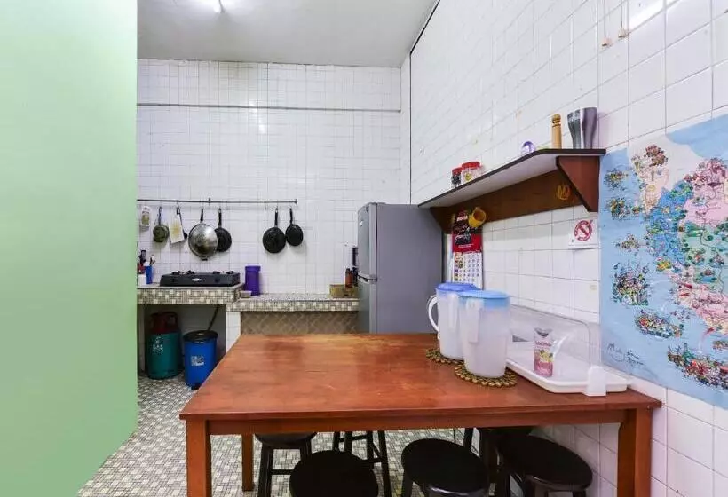 هاستل Spot On 89872 Kuantan Backpackers