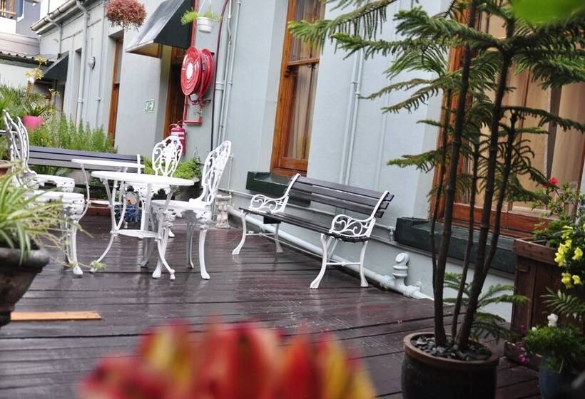 مبيت وإفطار Central Hotel Guest House