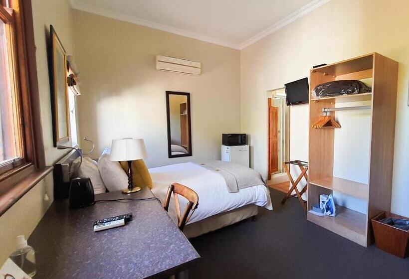 مبيت وإفطار Cummings Guesthouse