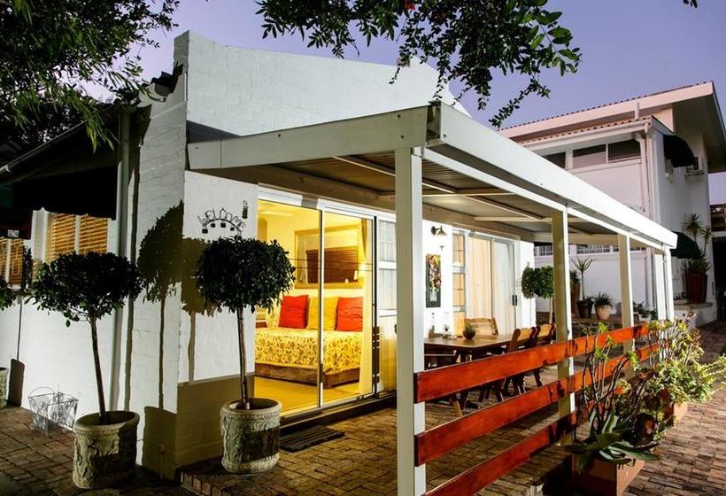 Bed & Breakfast Raw Karoo Guest House