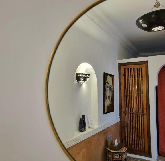 تختخواب و صبحانه Riad Les Rêves D'amélie