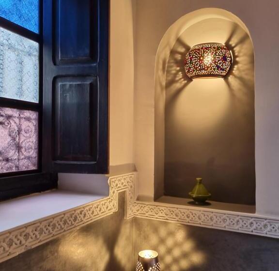 تختخواب و صبحانه Riad Les Rêves D'amélie