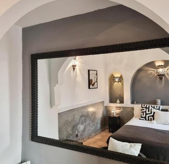 تختخواب و صبحانه Riad Les Rêves D'amélie