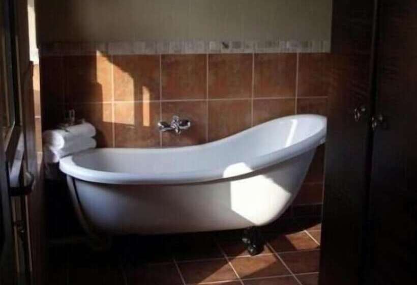 צימר Thaba Legae Guest Lodge