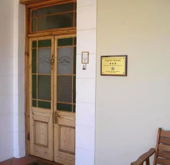 Aamiaismajoitus (B&B) Wheatlands Lodge