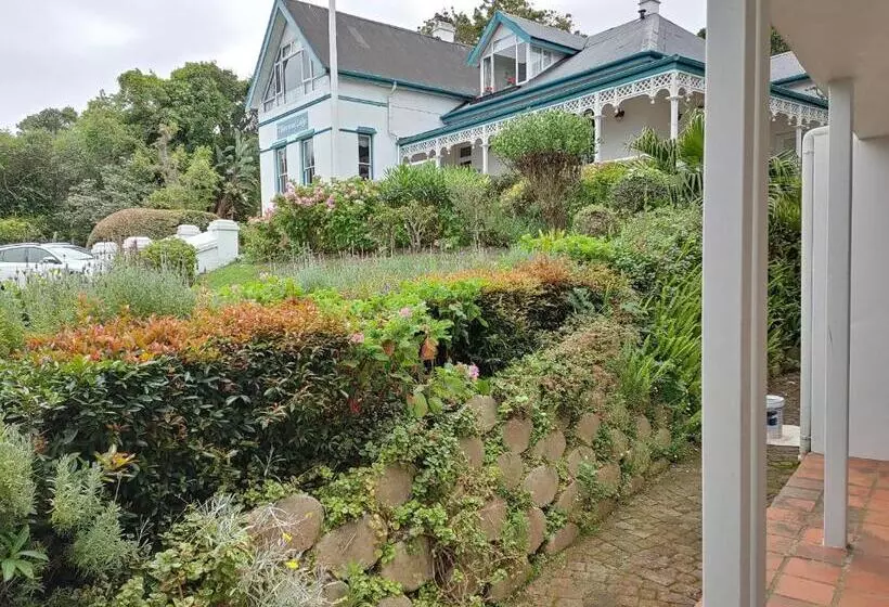 Aamiaismajoitus (B&B) Yellowwood Lodge