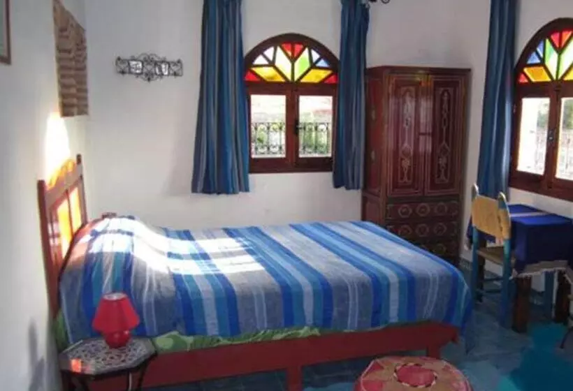 Hotelli Auberge Casa Linda