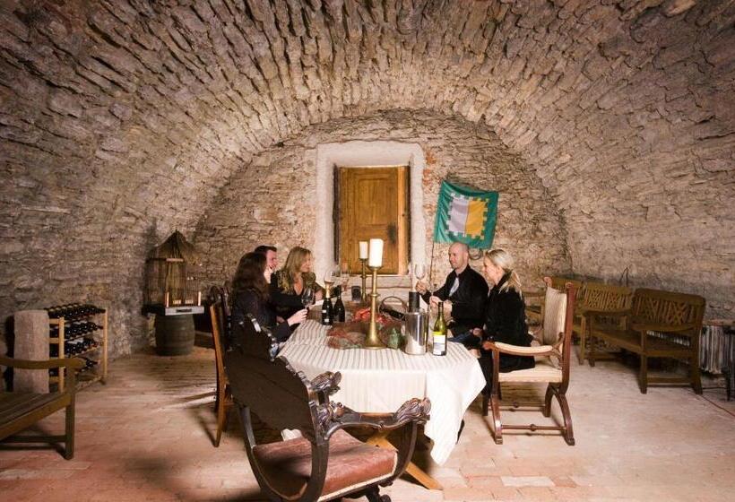 Отель Chateau Grandcastle