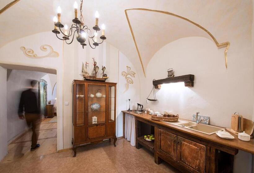 Отель Chateau Grandcastle