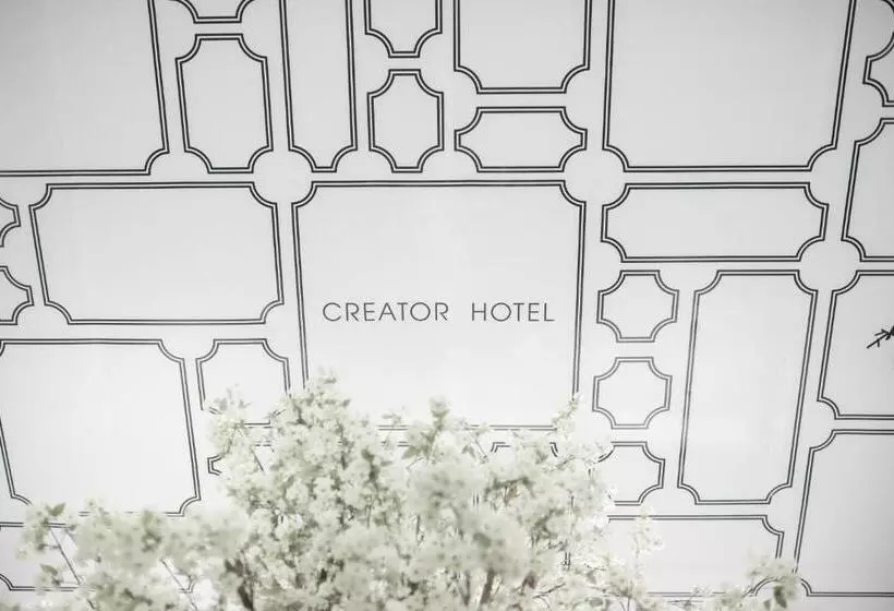 Hotel Creator