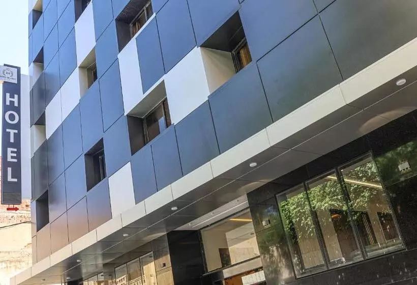 هتل Hôtel Des Lilas