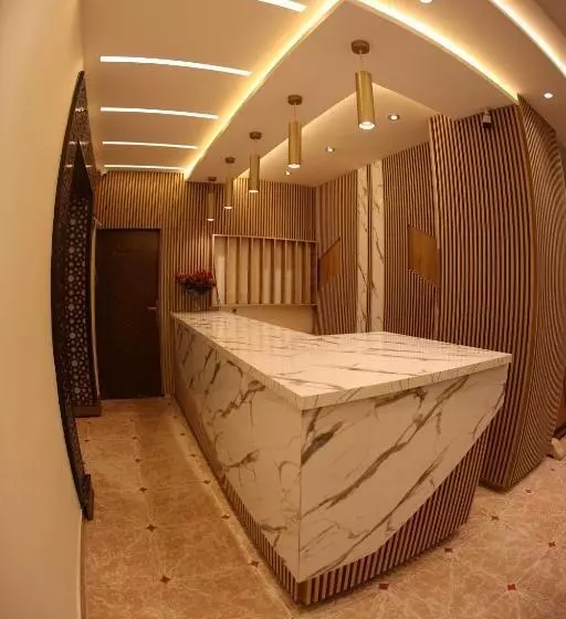 هتل Hôtel Des Lilas