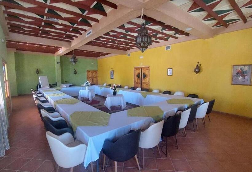 Hôtel Kasbat Aferdou