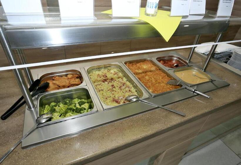 בית מלון כפרי Sorea Urán