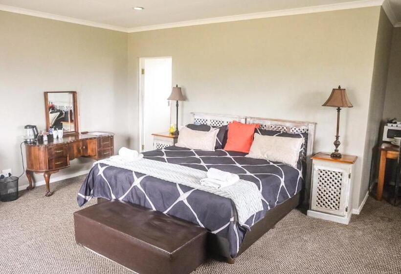 בית מלון כפרי The Kraal Addo Guesthouse