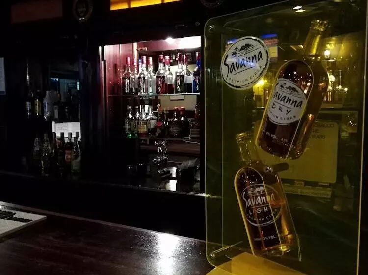 Hotelli The Shakespeare Inn