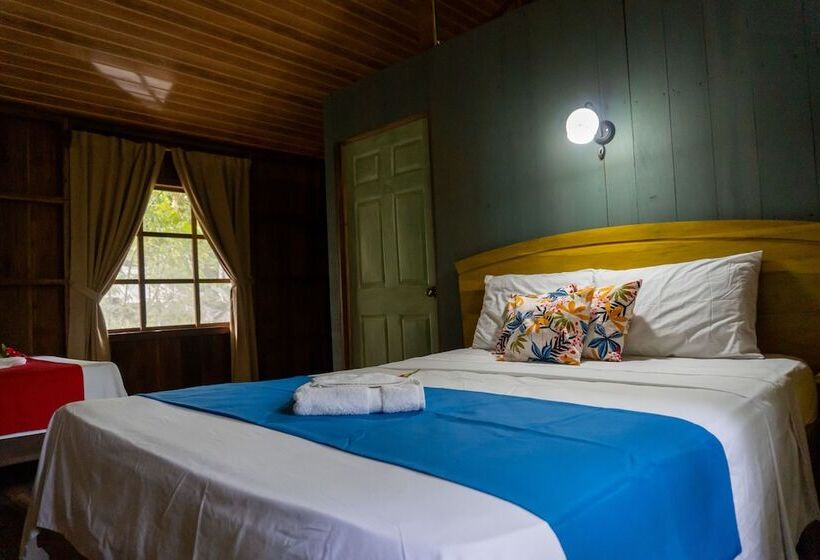 Отель Hidden Paradise Lodge