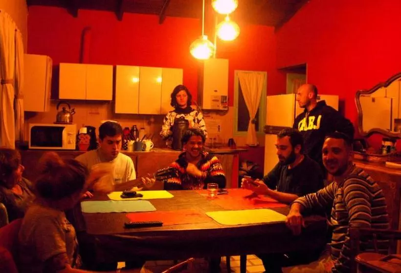 ホテル Pajaros Volando Hostel Merlo San Luis