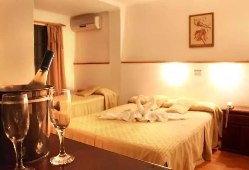 Hotelli Valle Del Sol