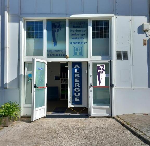 Albergue Monterrey Hostel