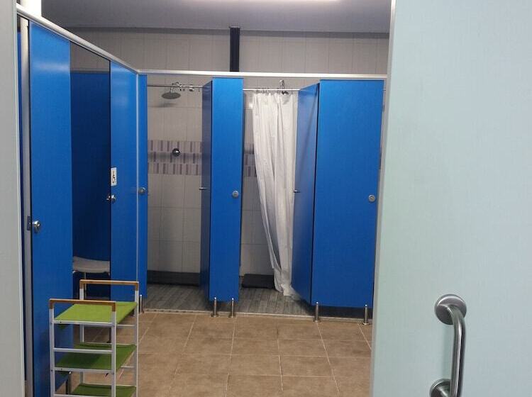 Albergue Monterrey Hostel