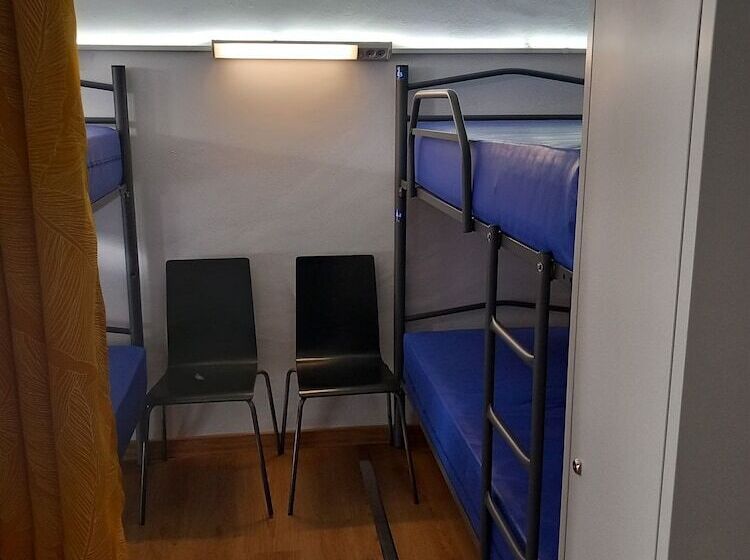 Albergue Monterrey Hostel