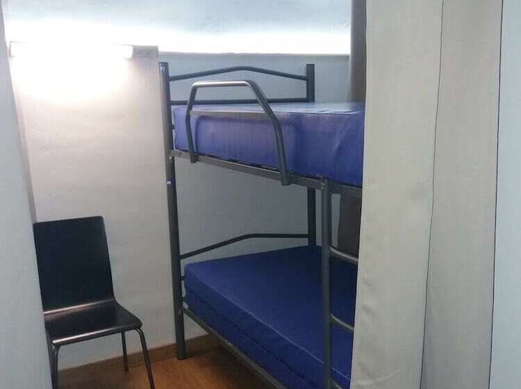 Albergue Monterrey Hostel