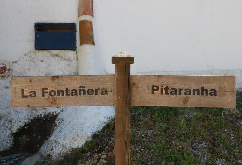 تختخواب و صبحانه Casas Do Contrabando