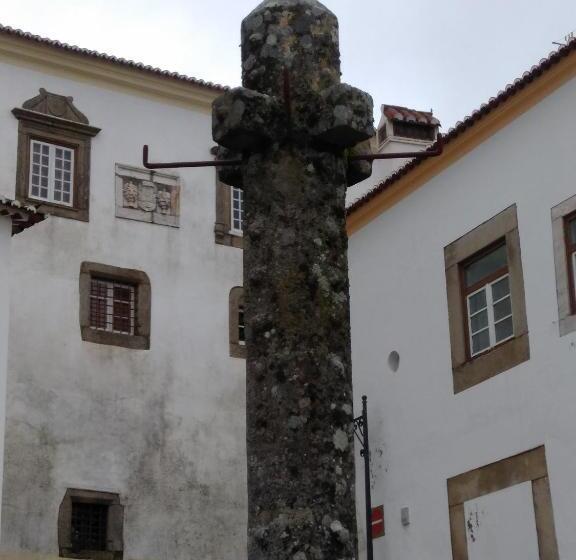 تختخواب و صبحانه Casas Do Contrabando