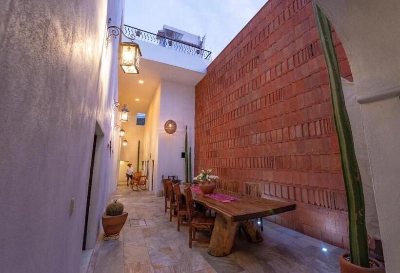 Bed and Breakfast La Casa Carlota