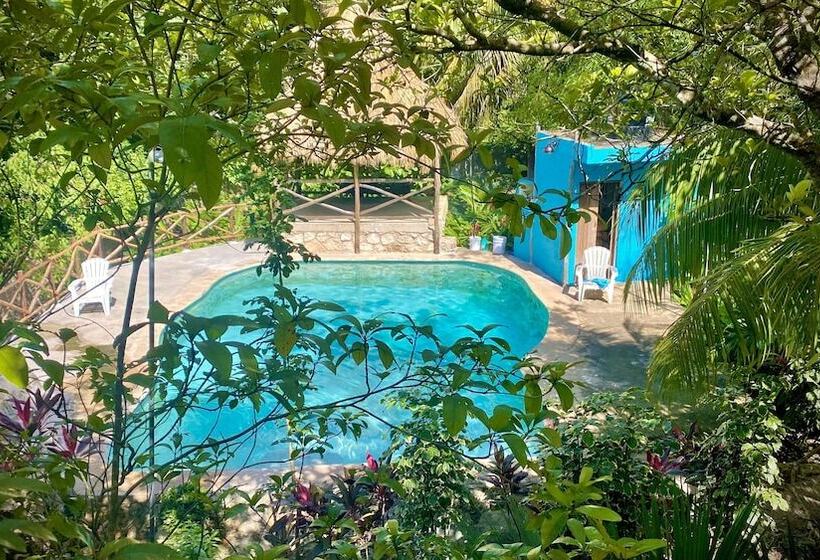 Gardenhotel Macan Ché B&b