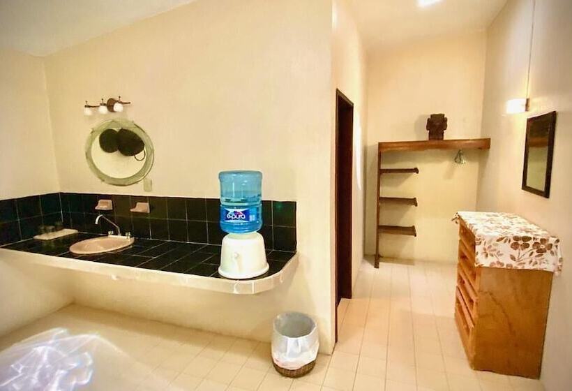 Gardenhotel Macan Ché B&b