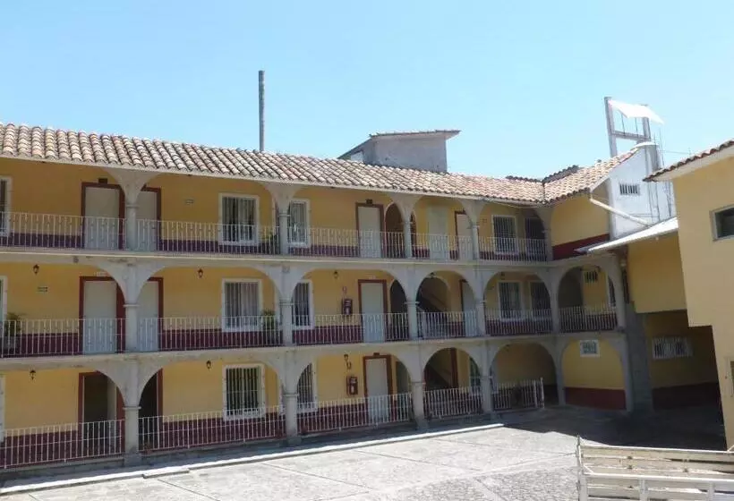 Hotelli Del Rio