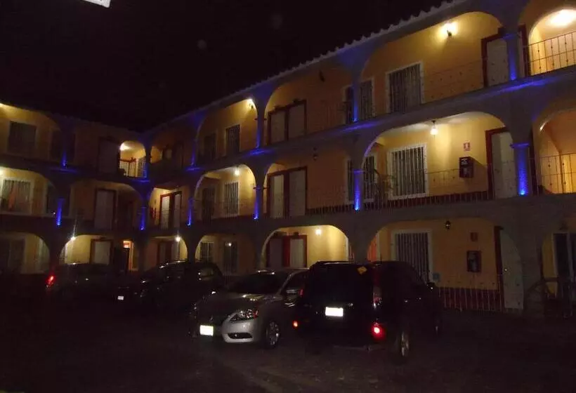 Hotelli Del Rio