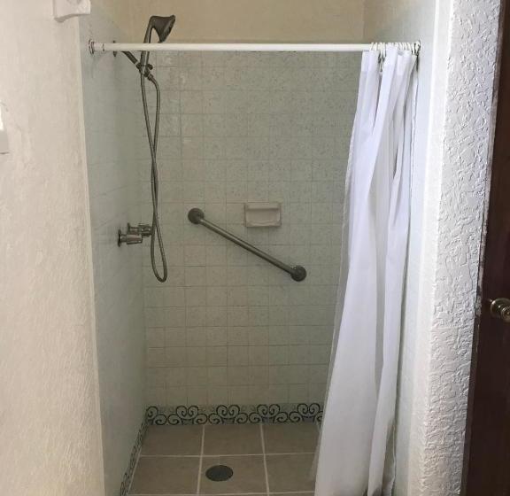 فندق El Camino Real