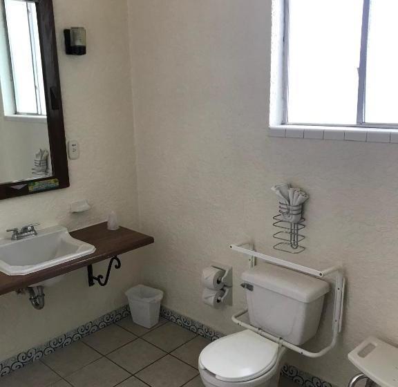 فندق El Camino Real