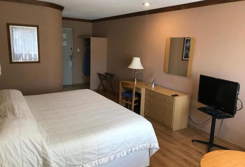 فندق El Camino Real