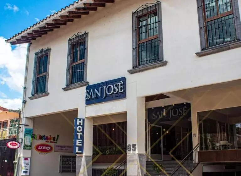 ホテル San José Plaza Coatepec