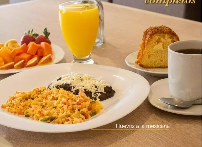 ホテル San José Plaza Coatepec