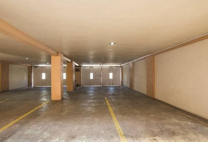 هتل Suites De Reyes