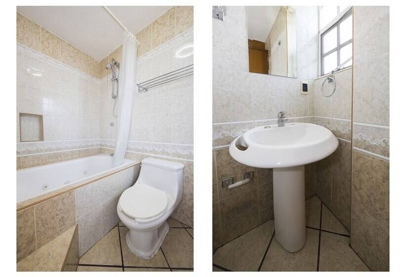 هتل Suites De Reyes