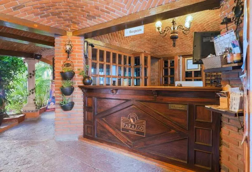 ホテル Suites Paraiso Tequis