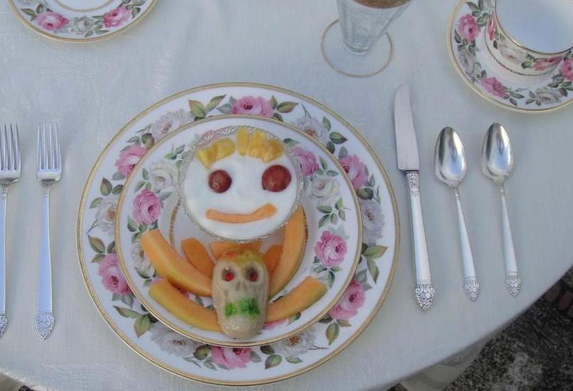 The Villa Tievoli Bed & Breakfast