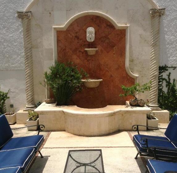 The Villa Tievoli Bed & Breakfast