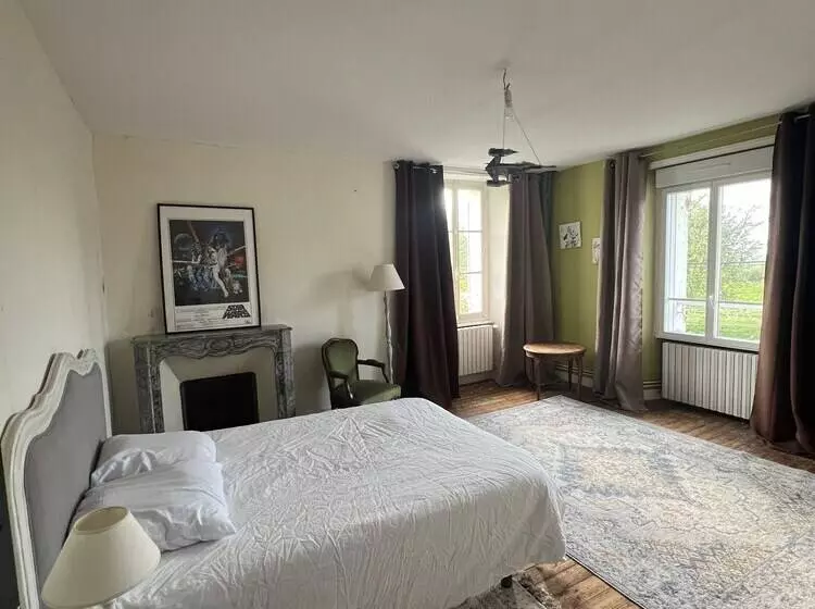 Aamiaismajoitus (B&B) Manoir De Grimbosq